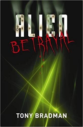 Alien Betrayal (gr8reads) (Paperback)